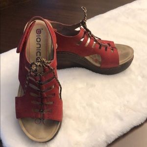 Bionica suede leather sandals